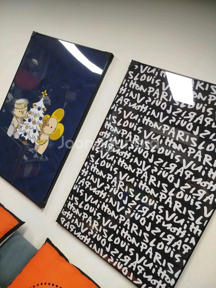 루이비통그림 루이비통액자 캐릭터 대형 그림 액자 팝아트 인테리어소품 인테리어액자 명품그림 캐릭터 트리 크리스마스--5