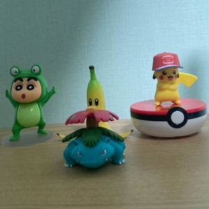 캐릭터 피규어 및 키링 세트