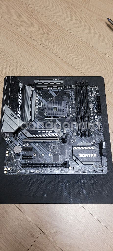 MSI B550M 박격포 메인보드(부품용)--0