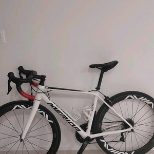 메리다 스컬트라 400 카본휠