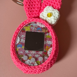 다마고치 산리오 미츠 핑크 알다마 + 마이멜로디 뜨개케이스