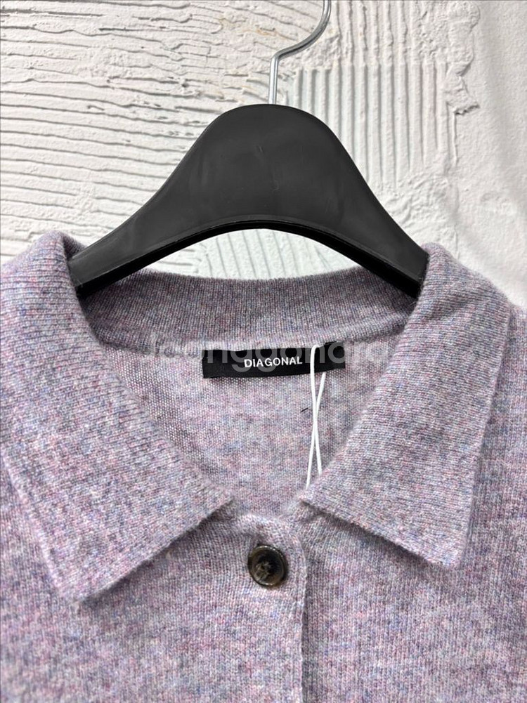 (11/9업뎃) 다이애그널 보라 카라 크롭니트 가디건--1