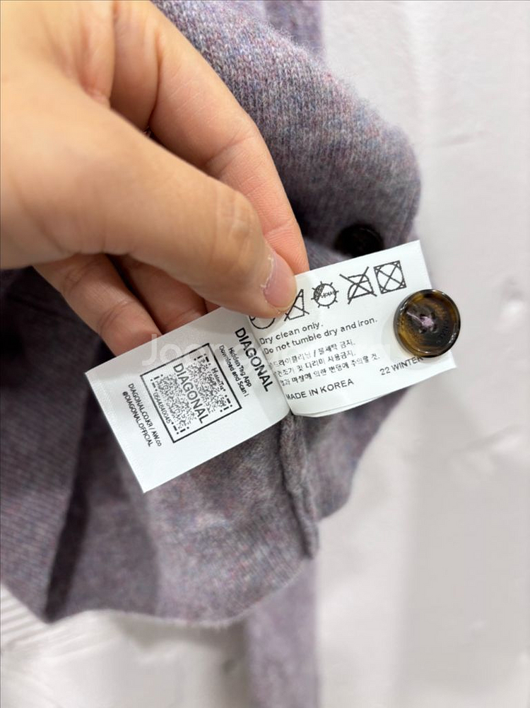 (11/9업뎃) 다이애그널 보라 카라 크롭니트 가디건--5