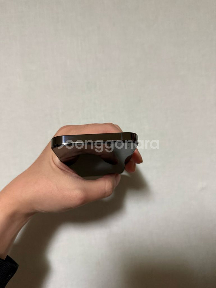 아이폰12프로 128기가 자급제 블랙 팝니다--4