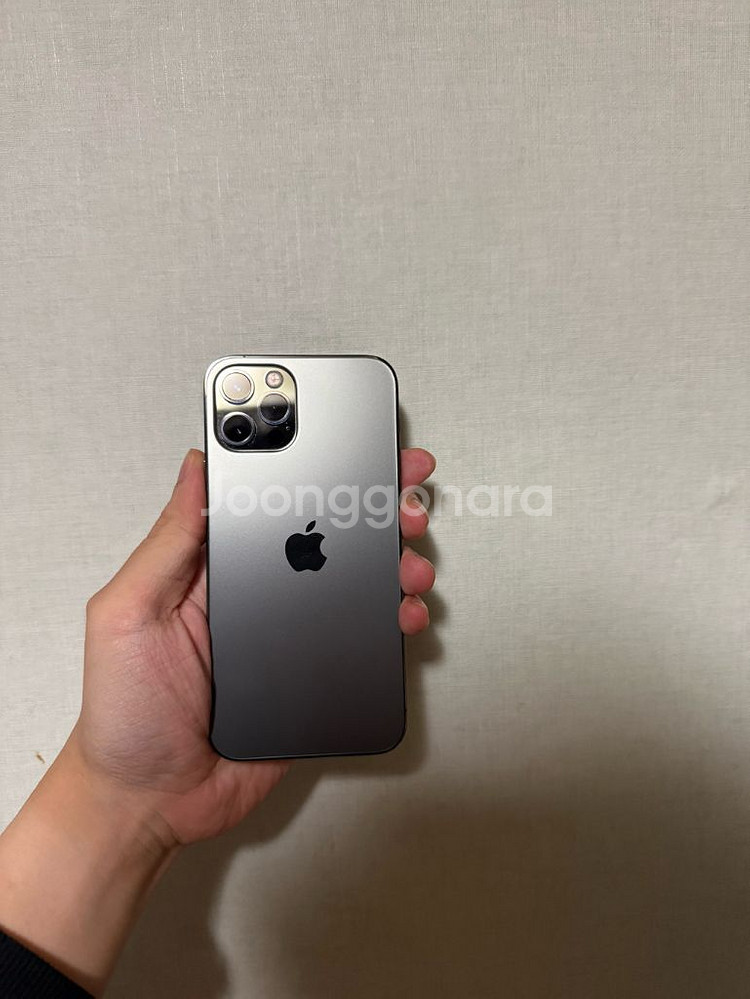 아이폰12프로 128기가 자급제 블랙 팝니다--5