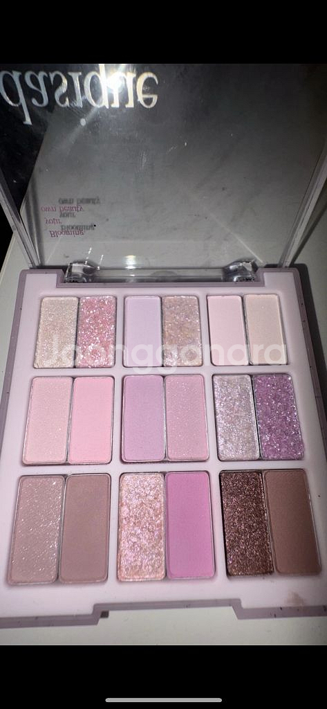 데이지크 아이섀도우 팔레트 베리 스무디--0