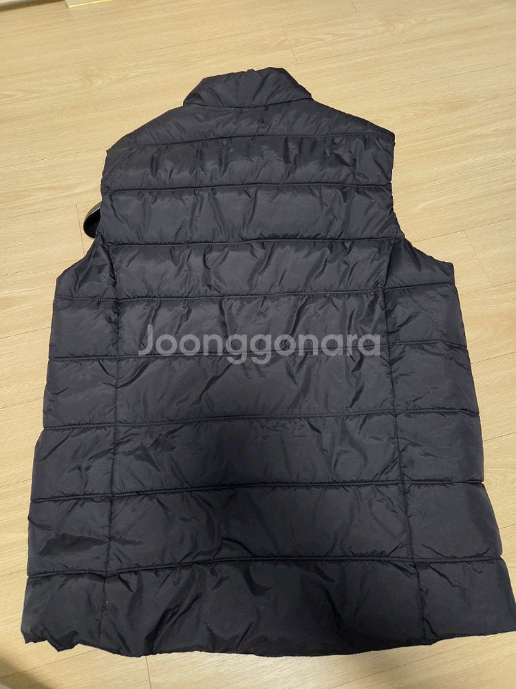 조마 패딩조끼 L 판매합니다.--1