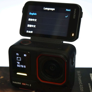 인스타360 액프로2 액션캠 (생활기스 있음)