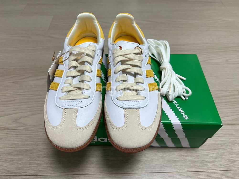 아디다스 스포티 앤 리치 삼바 화이트 골드 225 판매--0