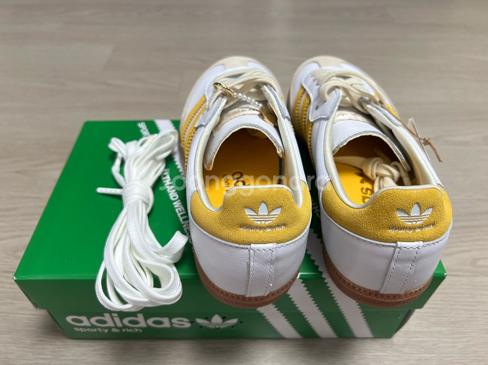 아디다스 스포티 앤 리치 삼바 화이트 골드 225 판매--2