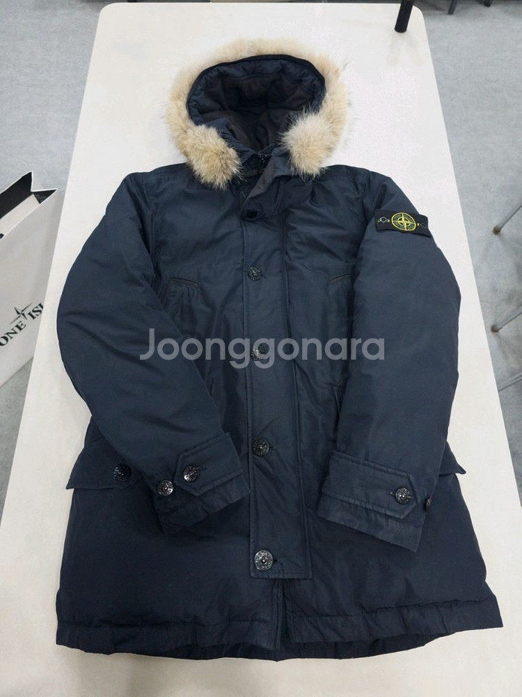 스톤아일랜드 크링클랩스 패딩 점퍼 L(100size) 16F--0