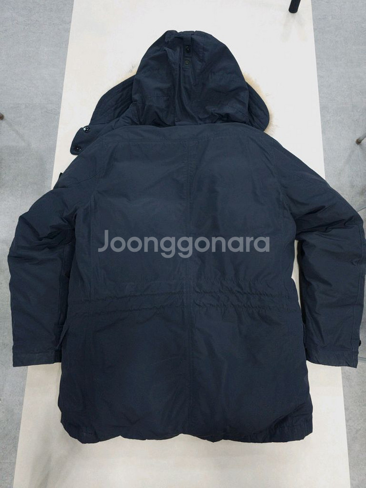 스톤아일랜드 크링클랩스 패딩 점퍼 L(100size) 16F--1