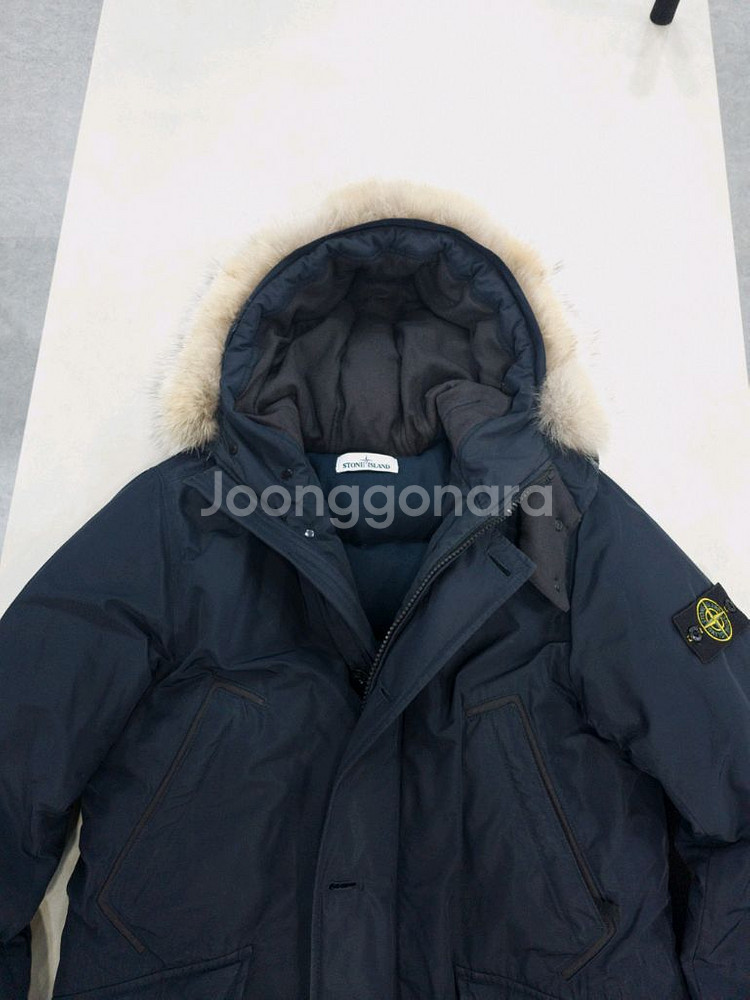 스톤아일랜드 크링클랩스 패딩 점퍼 L(100size) 16F--2