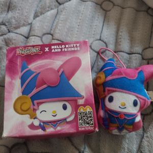 산리오 헬로 키티 유희왕 블랙매지션걸 콜라보 해피밀