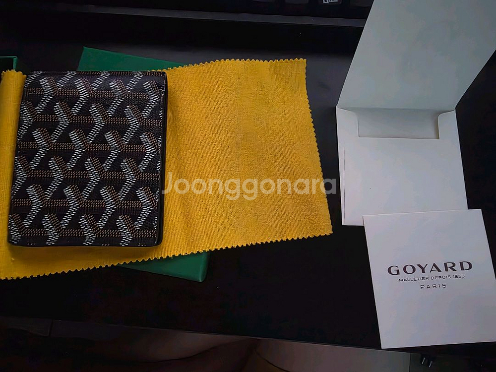 정품 고야드 빅투아르 반지갑 블랙 판매합니다--1