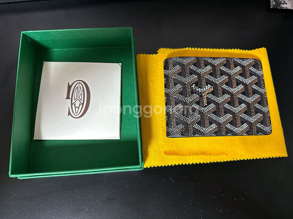 정품 고야드 빅투아르 반지갑 블랙 판매합니다--0