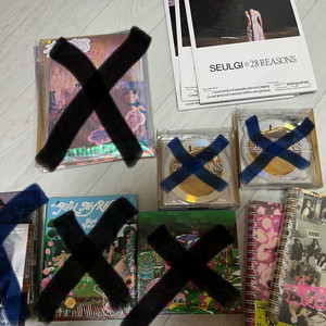 레드벨벳 앨범과 슬기 더포스터