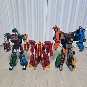 변신 로봇(마그마식스 기가세븐 천하대장군)