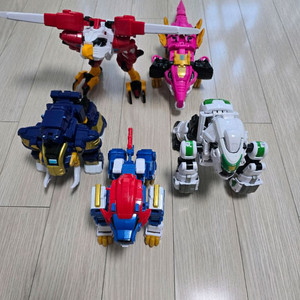 변신 로봇 장난감 세트