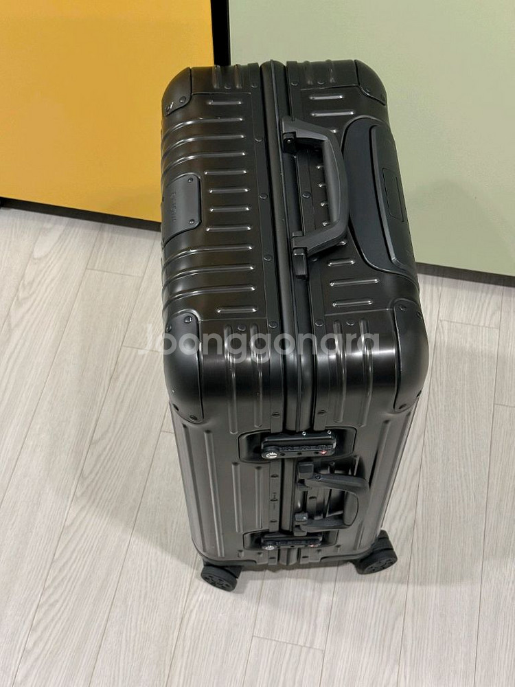 리모와 오리지널 블랙 캐빈플러스--4