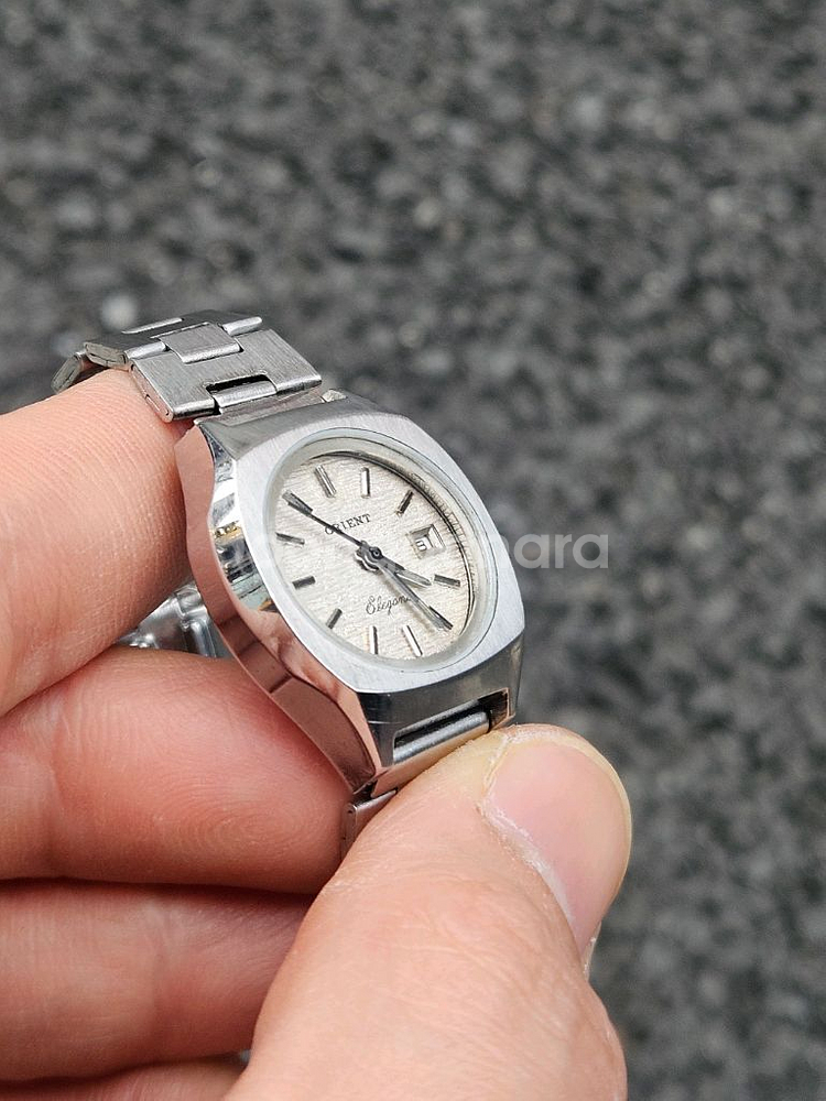 오리엔트 빈티지시계--2