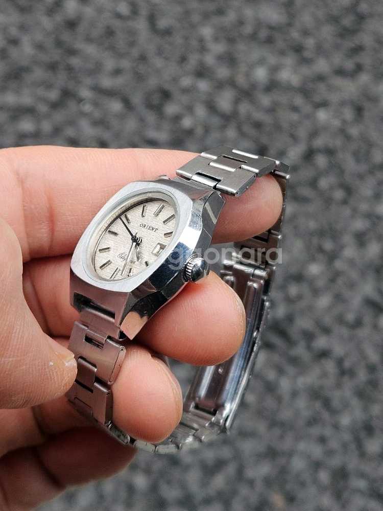 오리엔트 빈티지시계--1