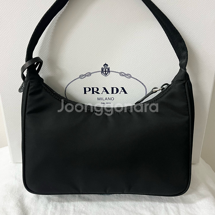 [S급/풀박스] 프라다 2000 리에디션 테수토 호보백 가방 블랙--2