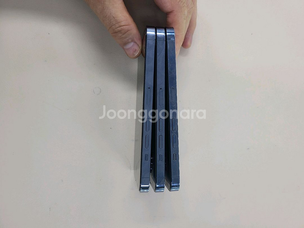 아이폰13프로 128G 기능하자없음 상태굿 ^^--2