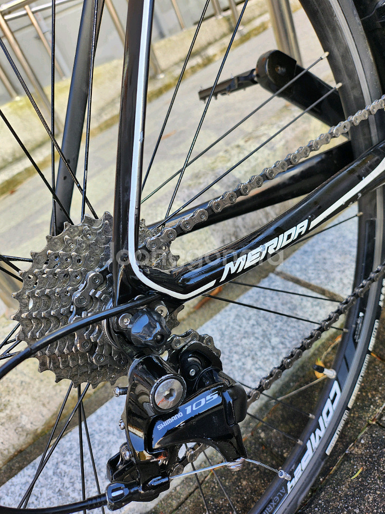 메리다 스컬트라 4000 카본 로드자전거--2