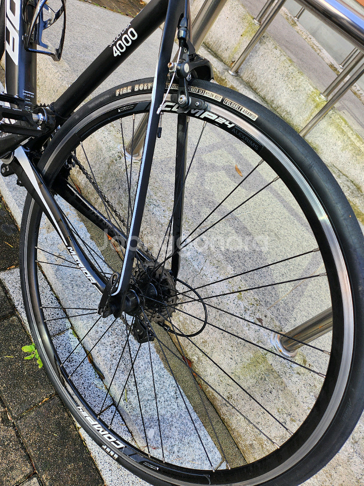 메리다 스컬트라 4000 카본 로드자전거--7