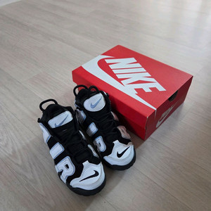 나이키 키즈 에어모어 업템포