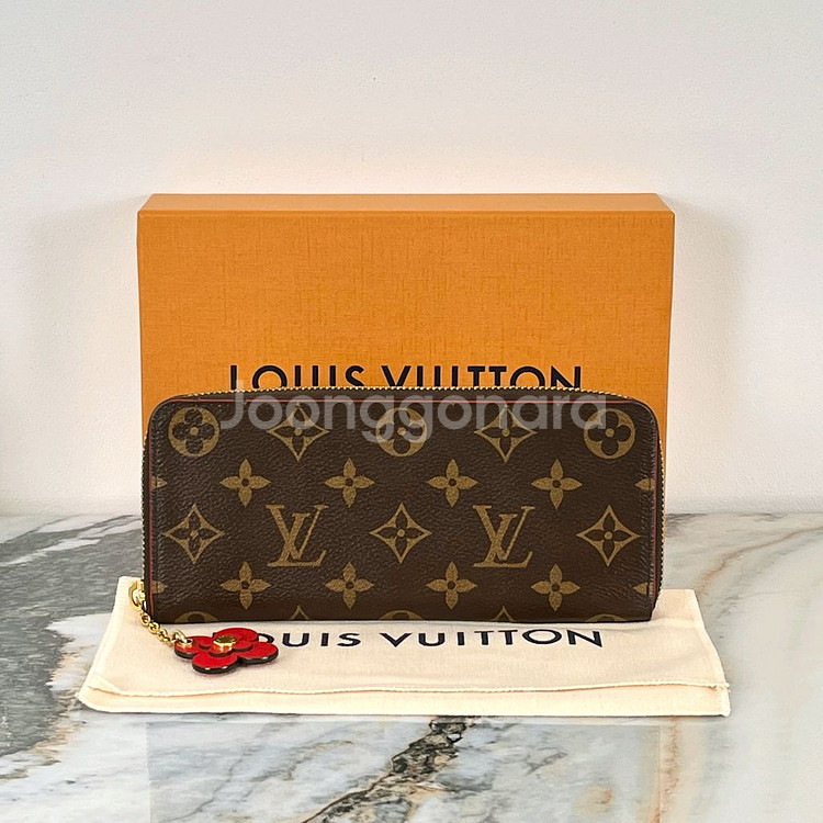 루이비통 여성 지퍼 장지갑 플라워 모노그램--0