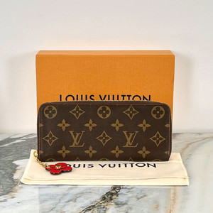 루이비통 여성 지퍼 장지갑 플라워 모노그램