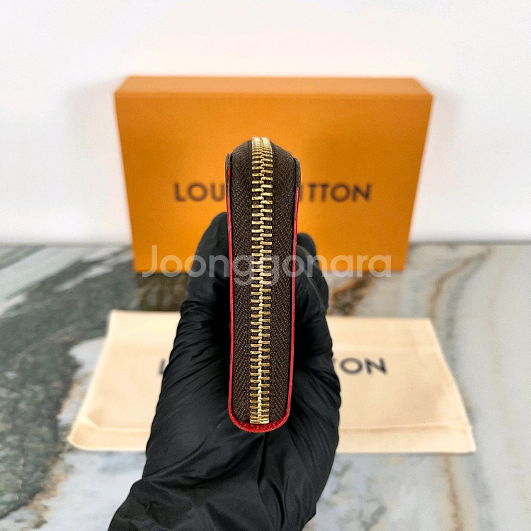 루이비통 여성 지퍼 장지갑 플라워 모노그램--2