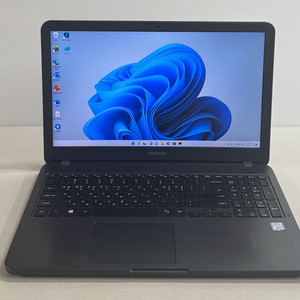 [ 배터리 좋음 ] 삼성 노트북 NT551EBE i5-8265U