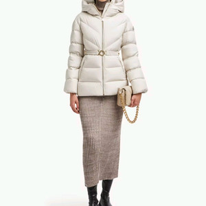 몽끌레어 브로세 패딩 화이트 싸이즈 1