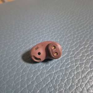 갤럭시 버즈라이브 브론즈 왼쪽 유닛