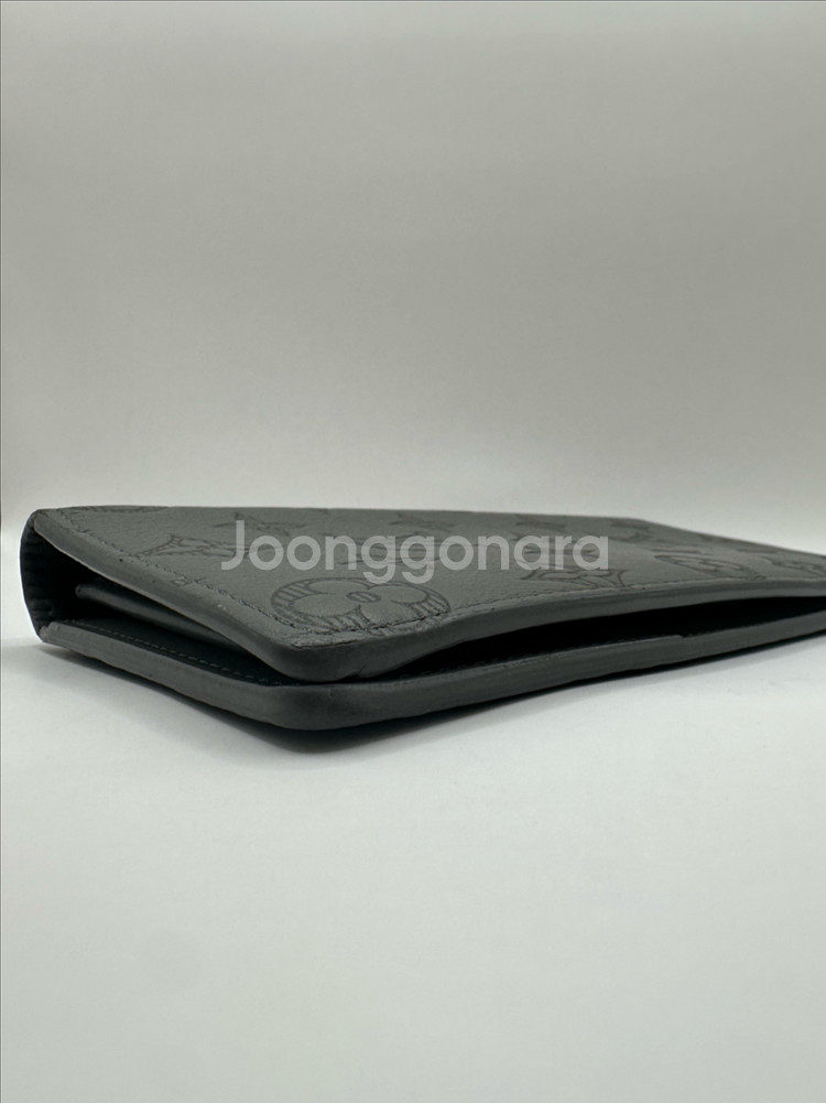 루이비통 모노그램 쉐도우 브라짜 장지갑--3