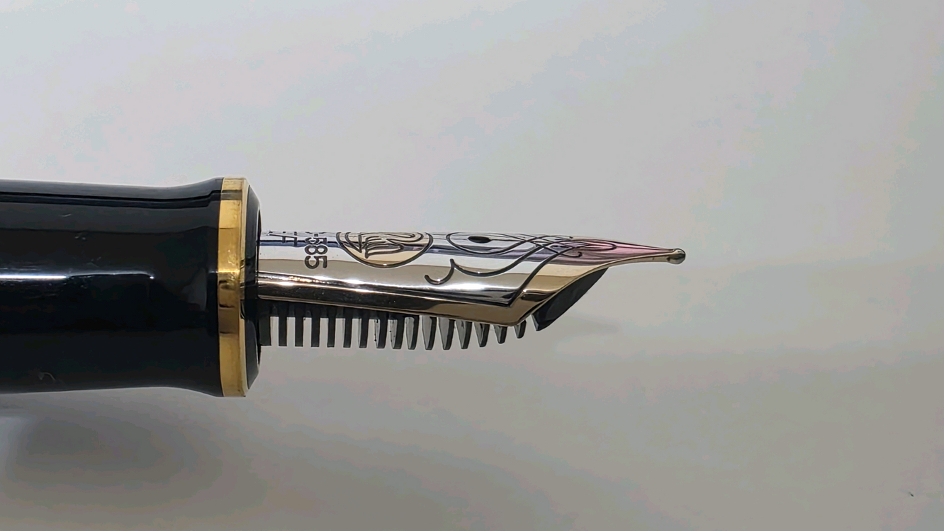 펠리칸 M600 레드 스트라이프 만년필--3