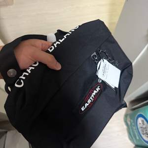 이스트팩 언더커버 크로스백 새제품