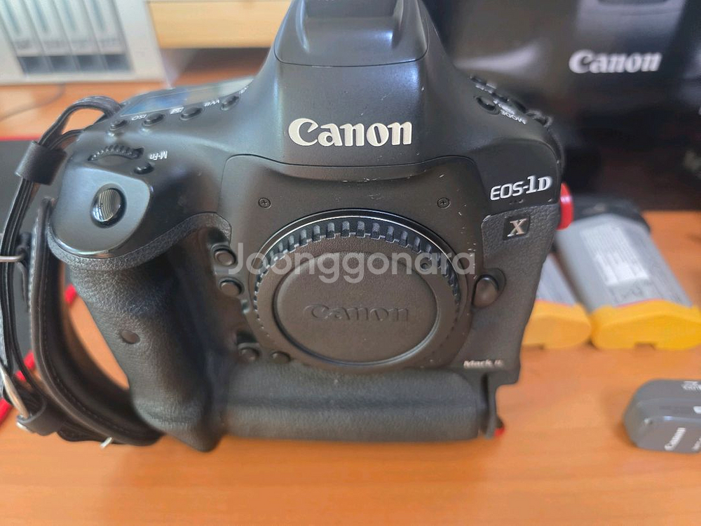 캐논 EOS-1D X Mark II 풀프레임 카메라--6