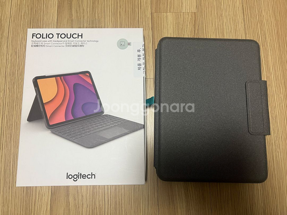 로지텍 폴리오 터치 키보드 케이스 아이패드 에어 4/5용 S급--0