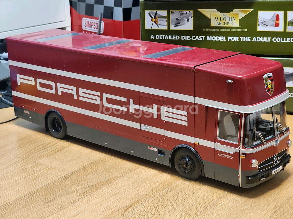 독일 classixxs 포르쉐 트랜스포터 다이케스트 1:18--0