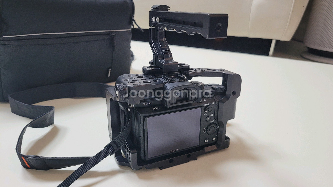 소니 A7S2 풀세트 FE 24-240 렌즈 포함--2