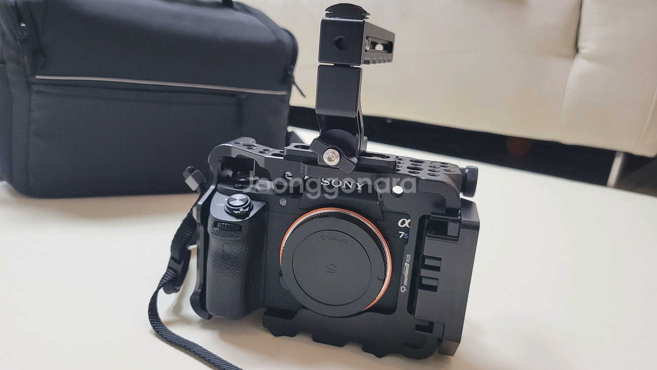 소니 A7S2 풀세트 FE 24-240 렌즈 포함--4