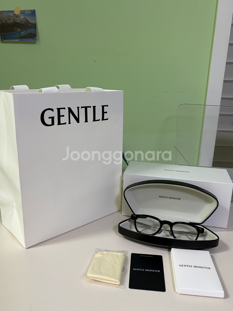 [S급] 젠틀몬스터 룸01 안경--1