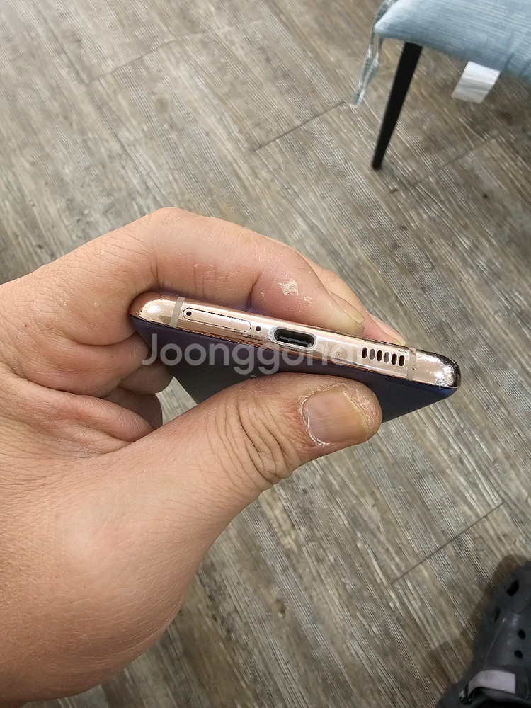 갤럭시 S21플러스 바이올렛 무잔상--2