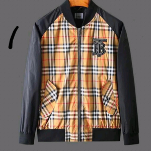 구찌 버버리등 여러가지 의류 싸게 팝니다