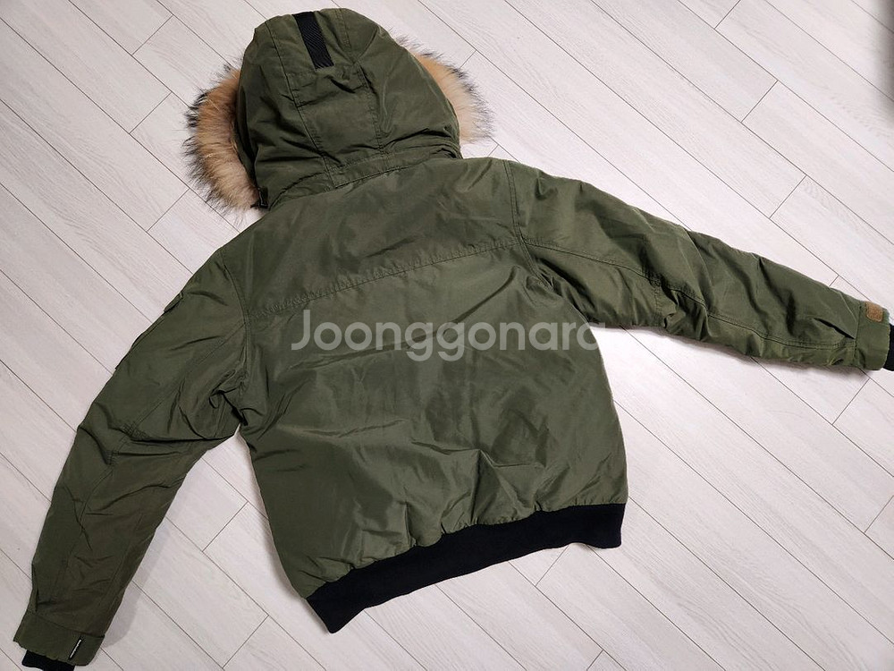 빈폴아웃도어 보머 도브 다운 (BO6X38D09H, 카키)사이즈M모자털 탈부착가능모자 탈부착가능해요지퍼에 줄이 있었--18