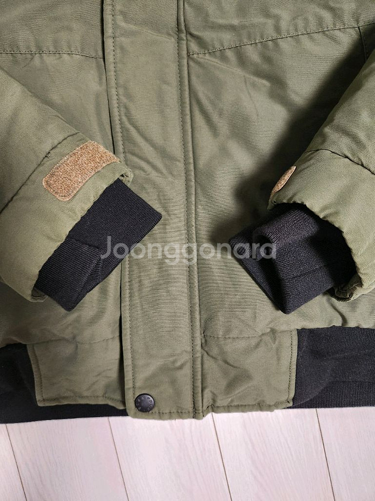 빈폴아웃도어 보머 도브 다운 (BO6X38D09H, 카키)사이즈M모자털 탈부착가능모자 탈부착가능해요지퍼에 줄이 있었--5